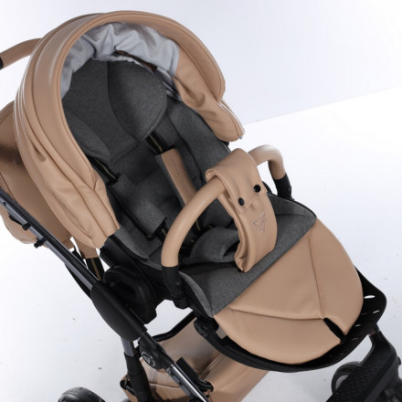 Детская коляска 2 в 1 Junama Hand Craft Camel